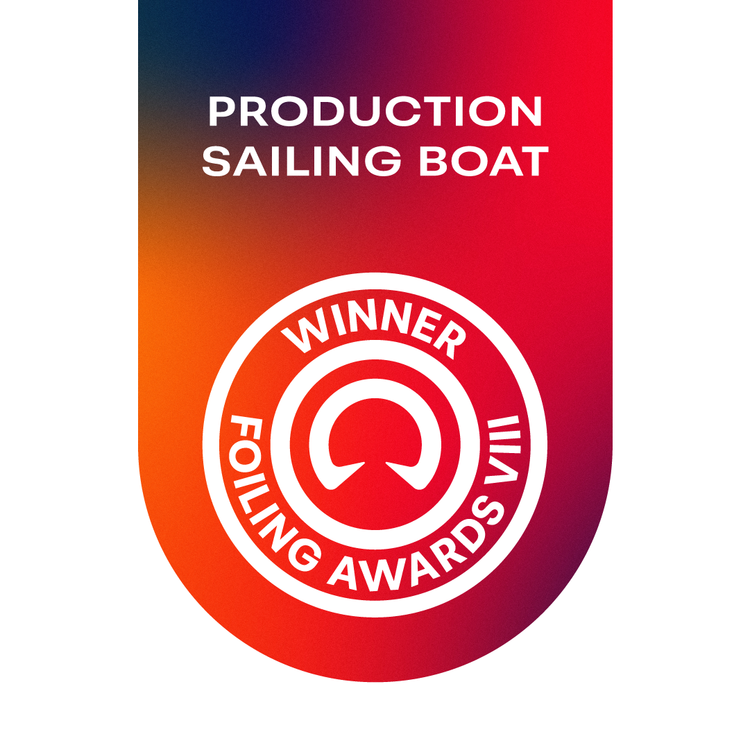 FA_VIII_Winner_Badge_Transparent_Tag_Prod_Sailing