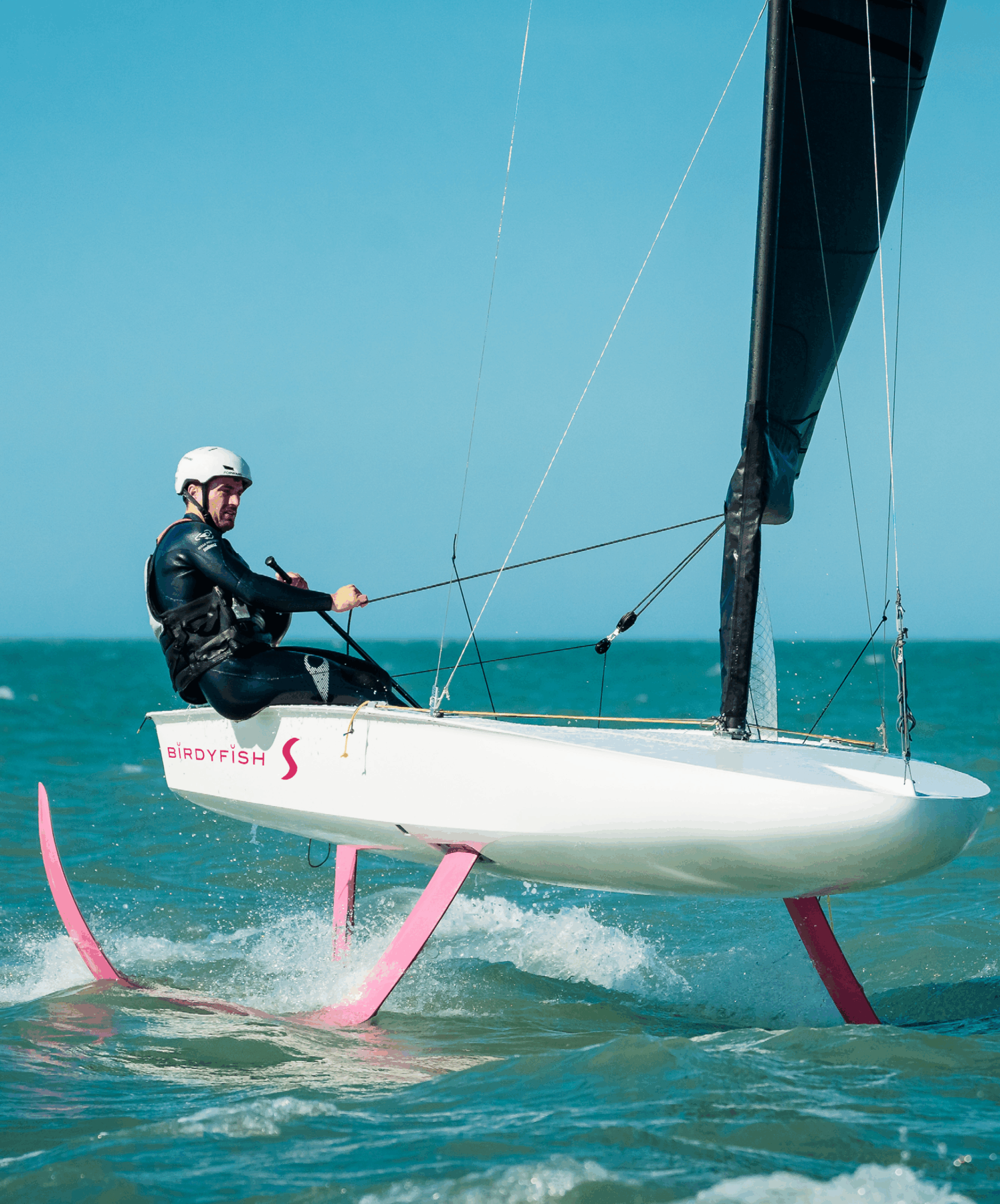 Birdyfish S - Birdyfish - foiling boat - foiler - bateau à foil  Birdyfish S - Birdyfish - foiling boat - foiler - bateau à foil
