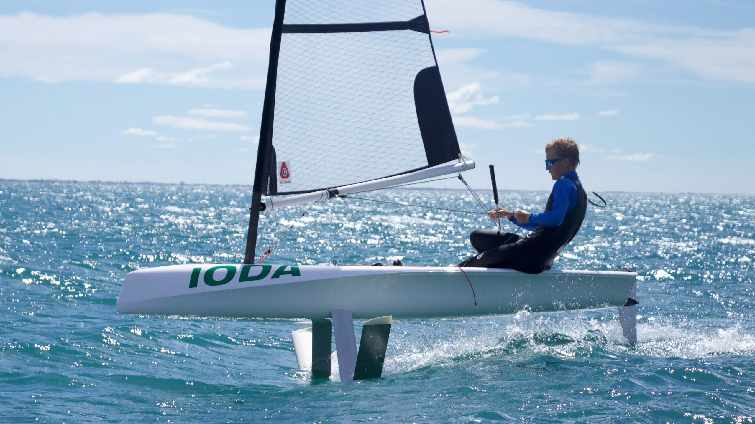 BirdyFish - foiling dinghy - foil boat - bateau à foil - deriveur à foil - foiler - ioda by birdyfish